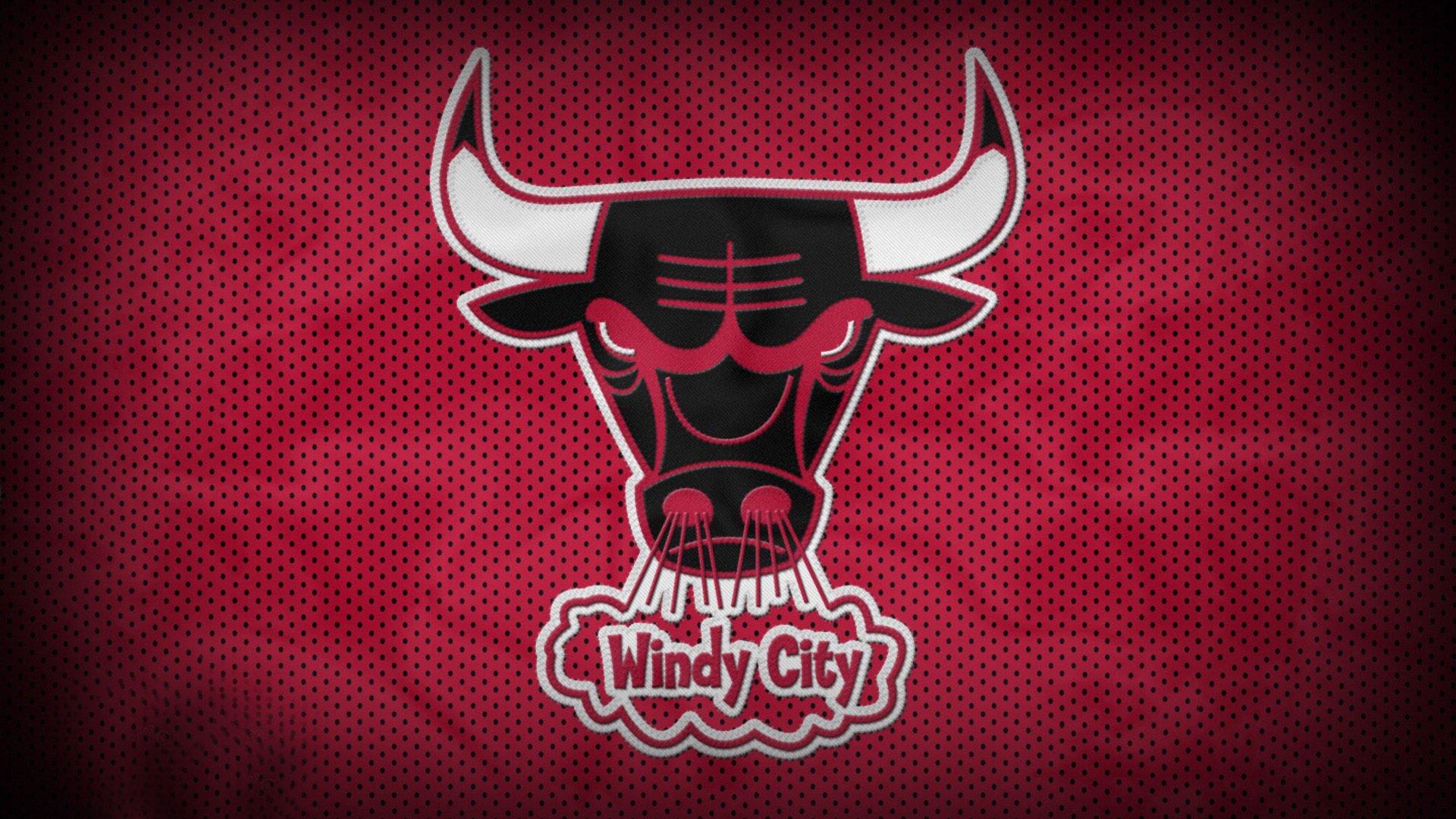 全运会闭幕式突发意外，道具铲子断裂引发满屏尴尬，演员临场应变获赞